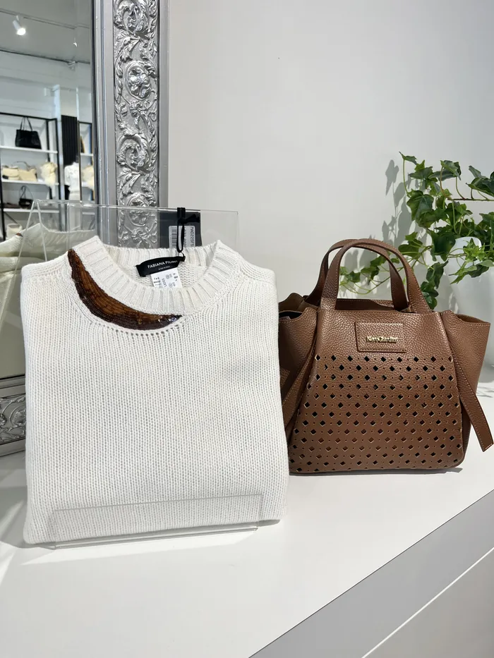 Nero Giardini tote bag with Fabiana Filippi knit top, in-store at Lejose Fashion House